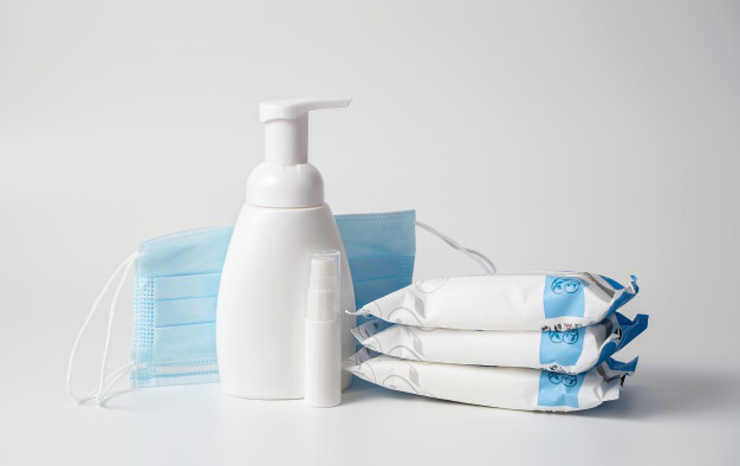 Ανεβαίνει ξανά στα «ύψη» ο ΦΠΑ σε μάσκες και αντισηπτικά εν όψει 5ου κύματος