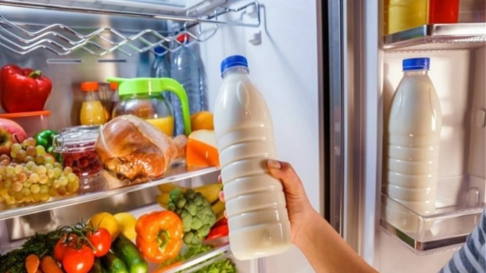 Οι οδηγίες του ΕΟΔΥ για να διατηρήσετε ασφαλή τα τρόφιμα και το νερό στη ζέστη