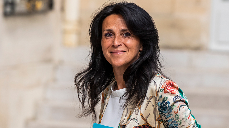 Νέες ανατριχιαστικές λεπτομέρειες για την υπουργό του Μακρόν: Έλεγε στις ασθενείς «Αχ καημένη μου είσαι στείρα»