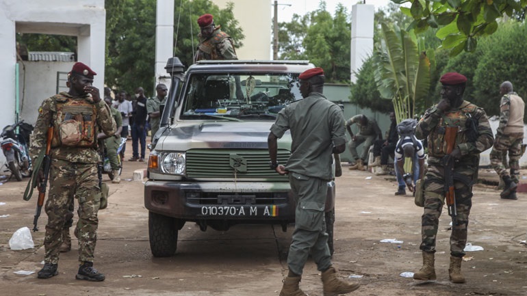 Μάλι: Η χούντα ψήφισε νέο εκλογικό νόμο