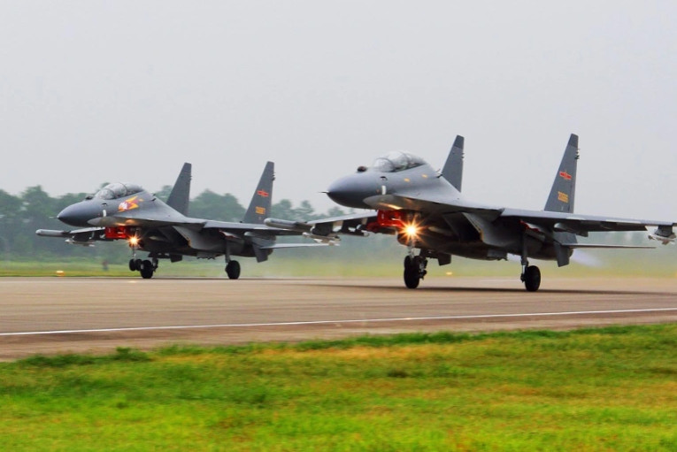 Κίνα: Καταγγέλλει υπερπτήση αεροσκάφους των ΗΠΑ πάνω από τον Πορθμό της Ταϊβάν