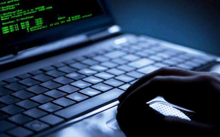 Επίδειξη πλούτου στο TikTok έκανε η συμμορία με τις διαδικτυακές απάτες – Πώς έπειθαν τα θύματα τους