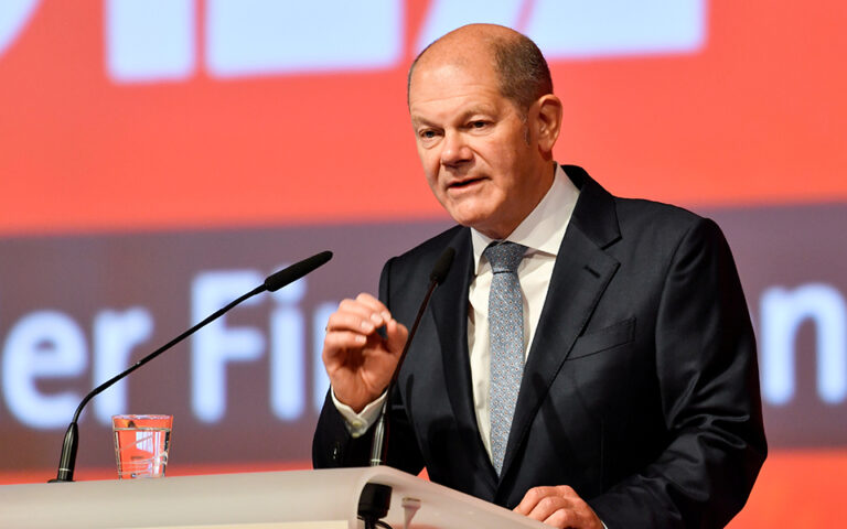 Ο.Σολτς: «Η ενότητά μας προκαλεί πονοκέφαλο στον Πούτιν»