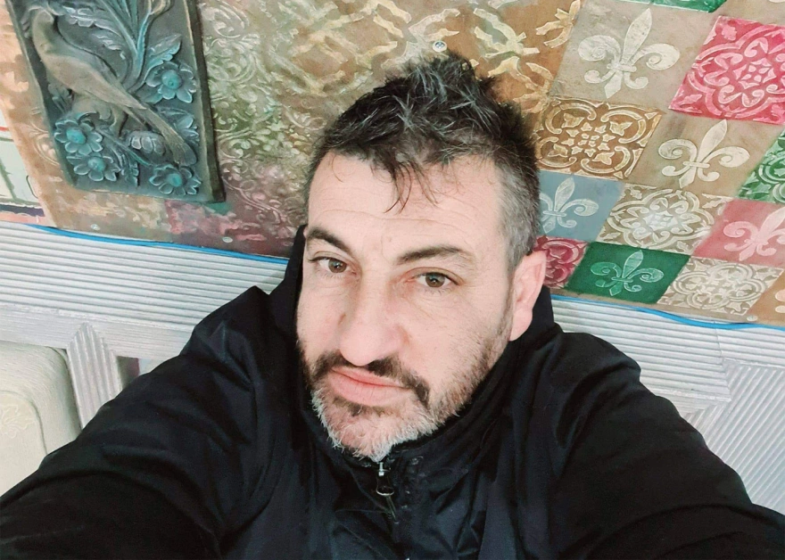 Ραφήνα: Αυτός είναι ο 38χρονος που ξυλοκόπησαν μέχρι θανάτου έξω από μπαρ (φωτο)