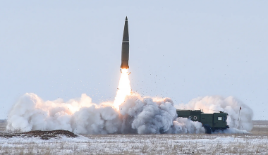 Μαζικές πυραυλικές επιθέσεις στην Ουκρανία από ρωσικά στρατηγικά βομβαρδιστικά και πυραύλους Iskander-M