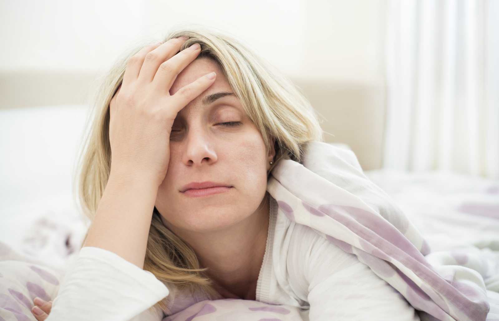 Γυναίκες προσοχή: Το σημάδι στον ύπνο που μπορεί να σηματοδοτεί ότι έχετε χαμηλά επίπεδα οιστρογόνων