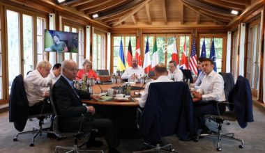 Ουκρανία: «Έγκλημα πολέμου» για την G7 η ρωσική επίθεση στην Κρεμεντσούκ