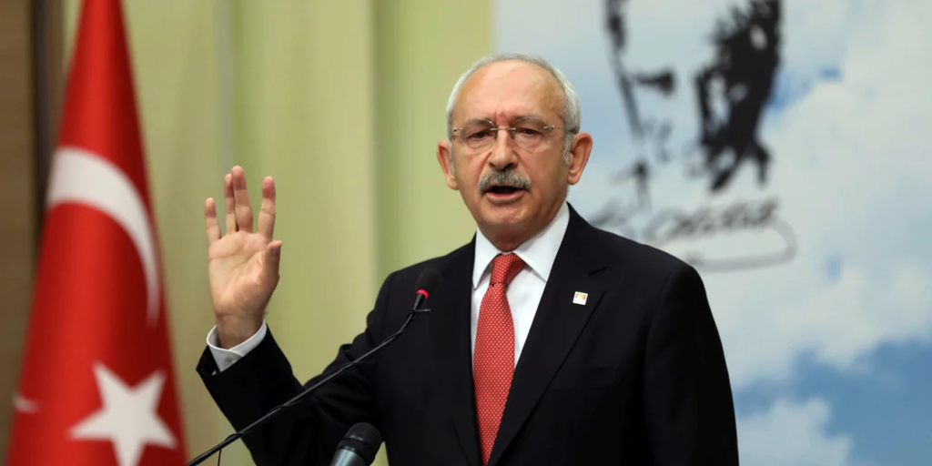 Ο Κιλιτσντάρογλου πιέζει τον Ερντογάν: «Κάνεις τον νταή στην Ελλάδα, αλλά δεν κάνεις τίποτα για τα νησιά υπό κατοχή»