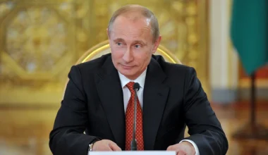 Προφητικό άρθρο των Times από το 2001 για τον Β.Πούτιν: «Θα αλλάξει ριζικά τη Ρωσία και θα μείνει στην ιστορία»