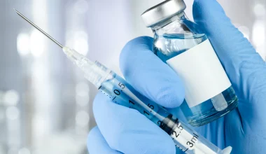 Ξεκινά η παράδοση των πρώτων δόσεων εμβολίου για την ευλογιά των πιθήκων