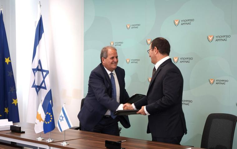 Υπογραφή Συμφωνίας για Προμήθεια ατομικού εξοπλισμού θωράκισης και προστατευτικού εξοπλισμού για την EΦ 