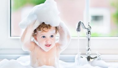 Πέντε σημεία του σώματος που δεν καθαρίζουμε καλά όταν κάνουμε μπάνιο