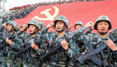Η Κίνα στο πλευρό της Ρωσίας: «Το ΝΑΤΟ είναι η αληθινή συστημική απειλή για την παγκόσμια ειρήνη, όχι εμείς»