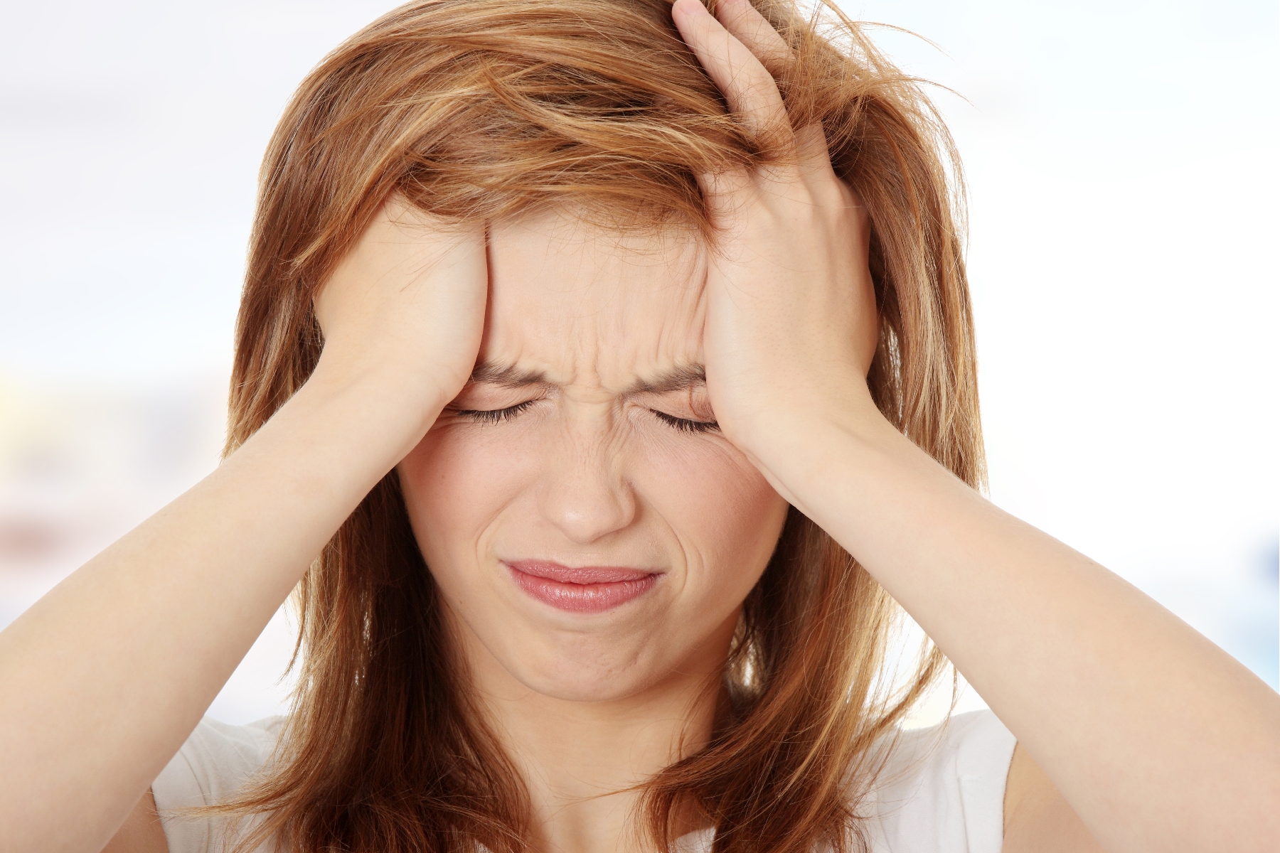 Πονοκέφαλος τάσης: Τελικά πόσο μειώνει τα συμπτώματα ο βελονισμός;