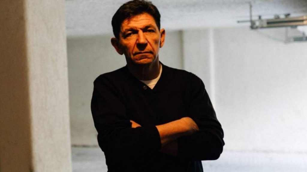 Γ.Σκιαδαρέσης: Το θέατρο είναι μεγάλο κρεβάτι αλλά δεν έχει βιασμούς ανηλίκων