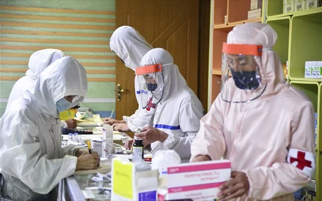 Βόρεια Κορέα: «Ξένα αντικείμενα» κατηγορούν οι αρχές για το ξέσπασμα της επιδημίας Covid στη χώρα