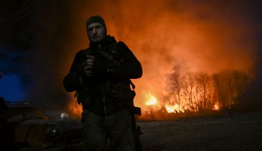 Κόλαση στην Οδησσό από ρωσικά πυραυλικά χτυπήματα – Οι Ρώσοι «σφίγγουν» και το Σεβέρσκ