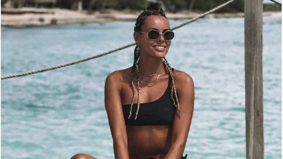 Σοφιάννα Αβραμάκη: «Κολάζει» το Instagram με το μαγιό της (φώτο)