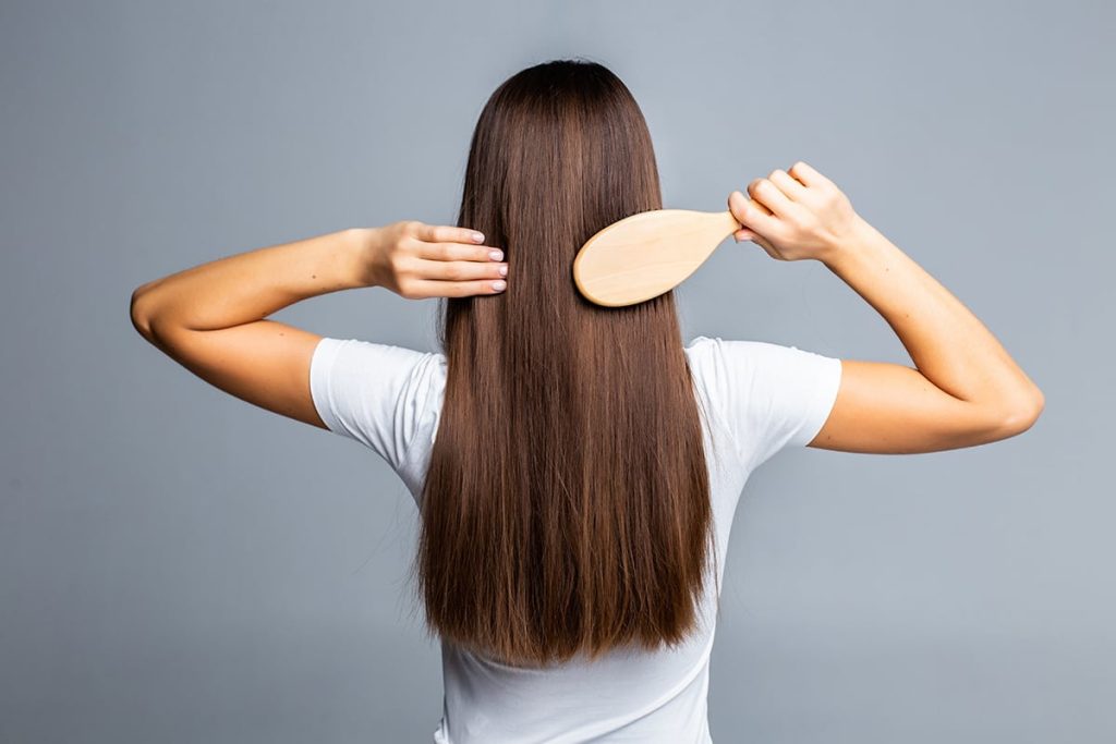 Οκτώ λάθη στα μαλλιά που κάνουν τις γυναίκες μετά τα 40 να φαίνονται μεγαλύτερες από την ηλικία τους