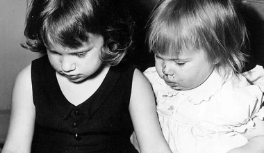 ΗΠΑ: Τα φρικιαστικά παιδικά χρόνια μιας κοινωνικής λειτουργού- «Τεμάχισαν την αδερφή μου και με έβαλαν μαζί της στο φέρετρο»