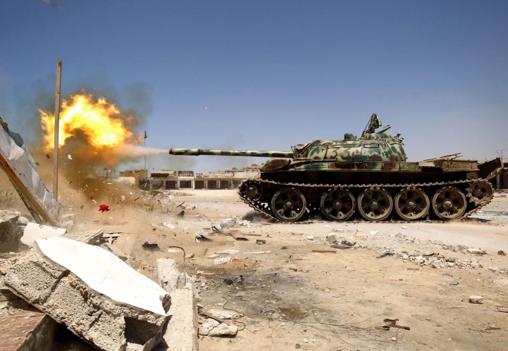 Παγιδευμένες σε ένα πολιτικό αδιέξοδο, οι αντίπαλες πολιτικές κυβερνήσεις στη Λιβύη