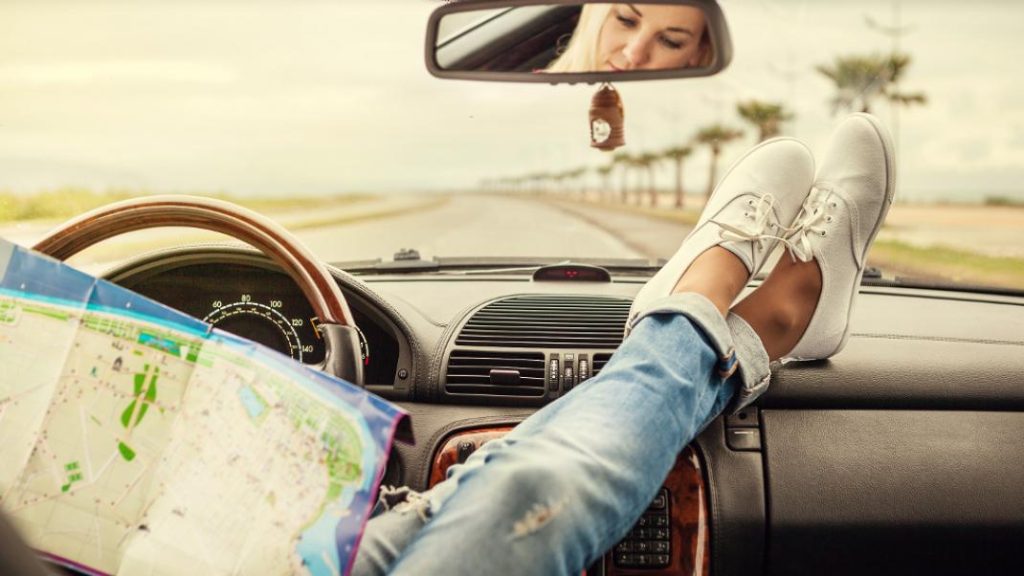 Πέντε πράγματα που δεν πρέπει να ξεχάσετε αν προγραμματίζετε ταξίδι στο εξωτερικό