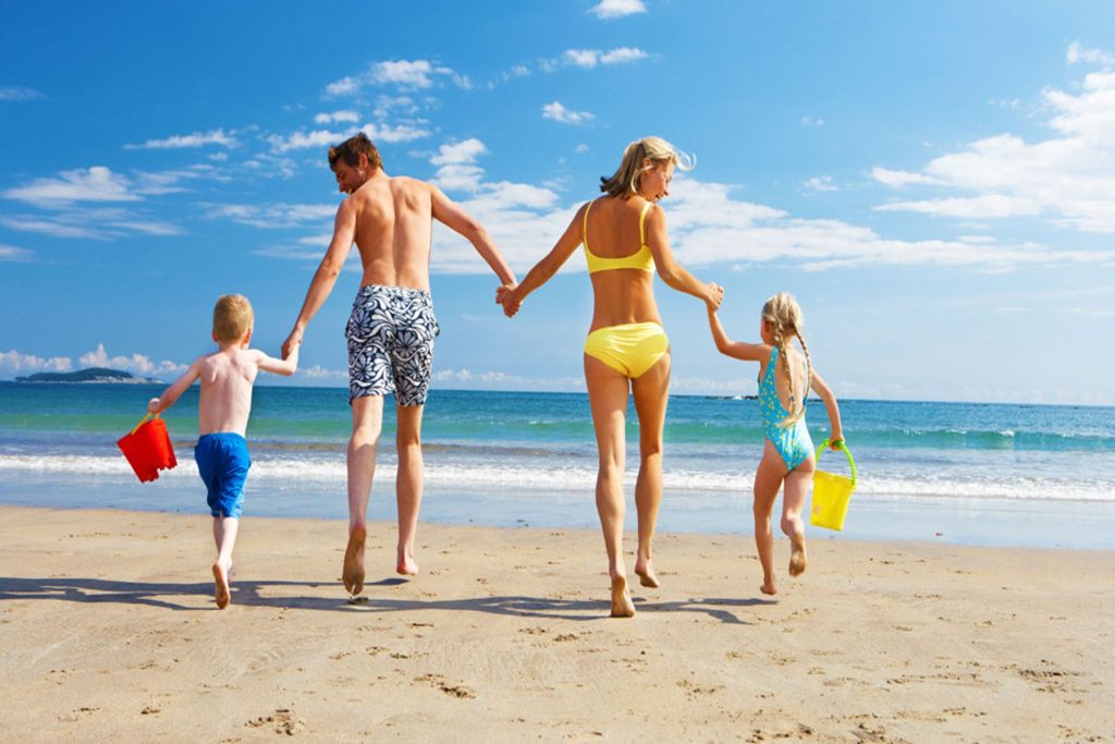 ΟΠΕΚΑ: Από σήμερα τα voucher για τον κοινωνικό τουρισμό