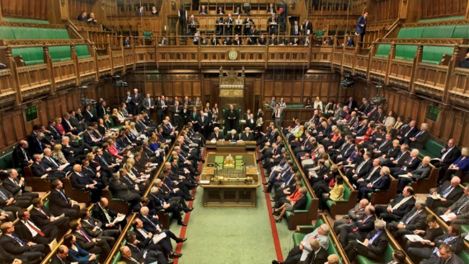 Βρετανία: Αντιμέτωπη με σκάνδαλα σεξουαλικής παρενόχλησης η Βουλή των Κοινοτήτων