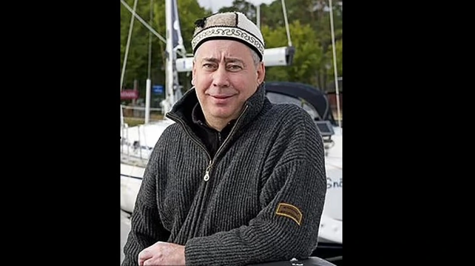 Ρώσος μεγιστάνας βρέθηκε νεκρός στην πισίνα του με μια σφαίρα στο κεφάλι