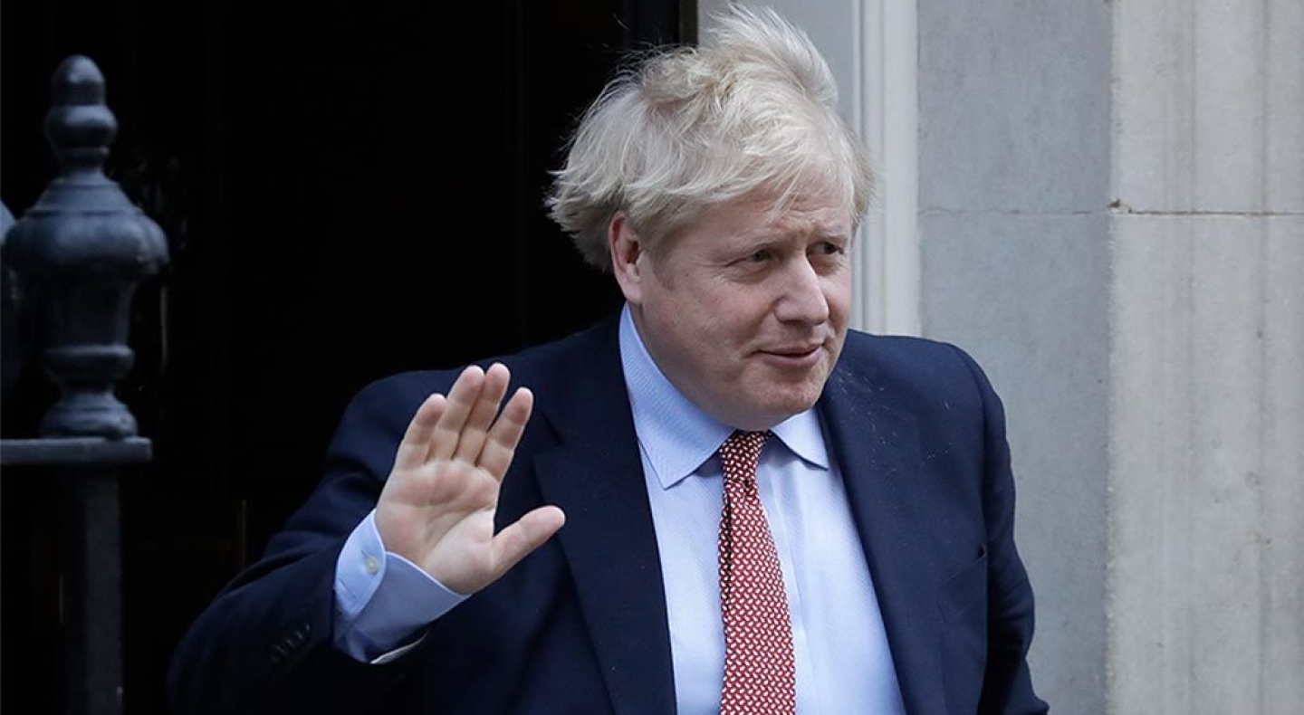 Πρόταση μομφής κατά του Μ.Τζόνσον – Τι αποφάσισε η Επιτροπή 1922