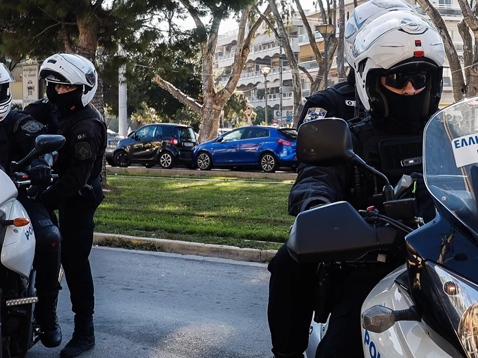 ΕΛ.ΑΣ.: Βίντεο-αφιέρωμα στους δύο αστυνομικούς που τραυματίστηκαν από πυρά στους Αγίους Αναργύρους