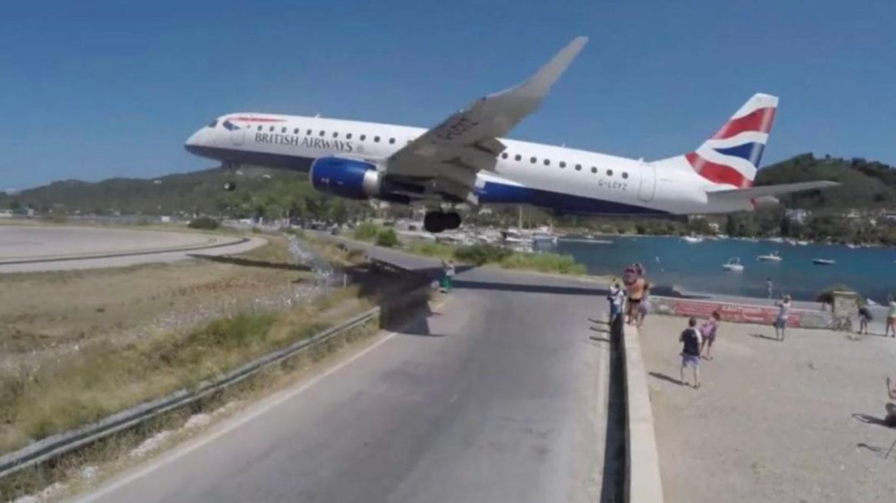 Σκιάθος: Με κρανιοεγκεφαλικές κακώσεις η τουρίστρια που εκτινάχθηκε από τουρμπίνα