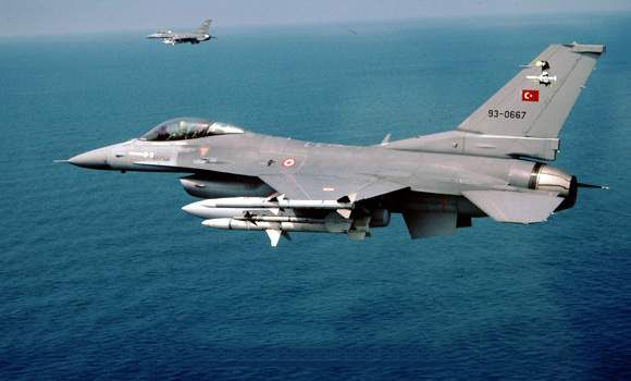 Τουρκική προκλητικότητα: Μπαράζ παραβιάσεων στο Αιγαίο – 60 από τουρκικό drone και 3 από μαχητικά F-16