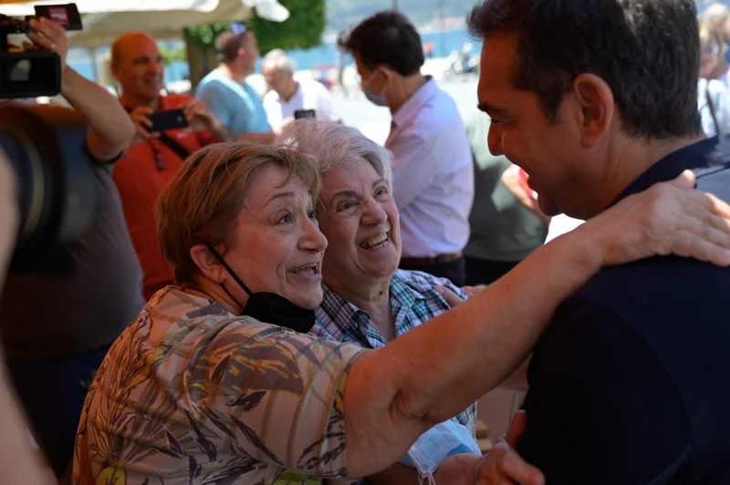 Στη Σάμο ο Α.Τσίπρας: Οργή των πολιτών για το «κύμα» ακρίβειας