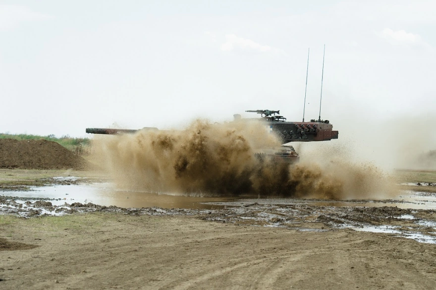 Έβρος: Το Δ΄ΣΣ σε άσκηση βίαιης  διάβασης υδάτινου κωλύματος