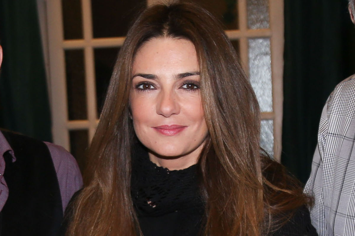 Mαρία Λεκάκη: H «γκαρσόνα βου» του «Κωνσταντίνου και Ελένης» πoζάρει topless στη Σέριφο