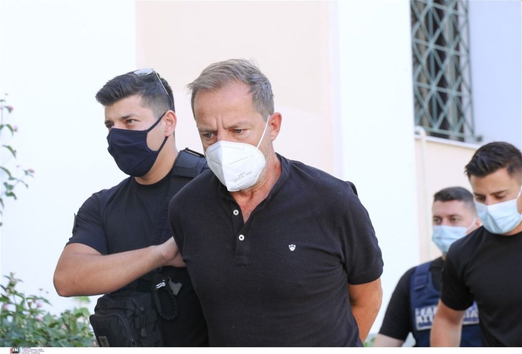 Δ.Λιγνάδης: Μήνυση κατά του Γ.Λιάγκα και της Φ.Σκορδά για βίντεο που έπαιξαν στην εκπομπή τους – Ζητά €200.000