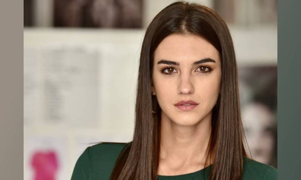 Αναστασία Παντούση: «Έπεσε» το Instagram με την τόπλες φωτογραφία στην παραλία