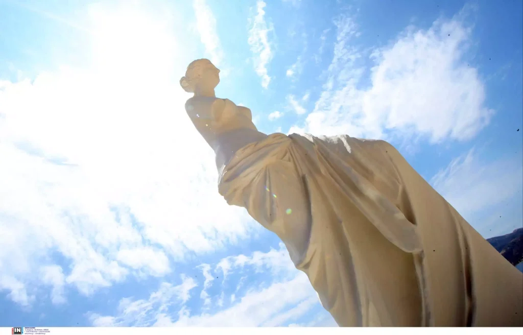 Αφροδίτη της Μήλου: Το αντίγραφο του του πρωτότυπου αγάλματος έφερε λάμψη στη Μήλο