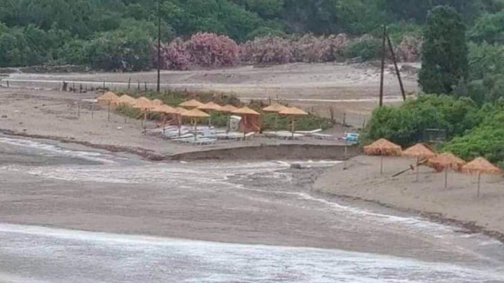 Κηρύχθηκε σε κατάσταση έκτακτης ανάγκης η Σκύρος μετά τις καταστροφές από την κακοκαιρία