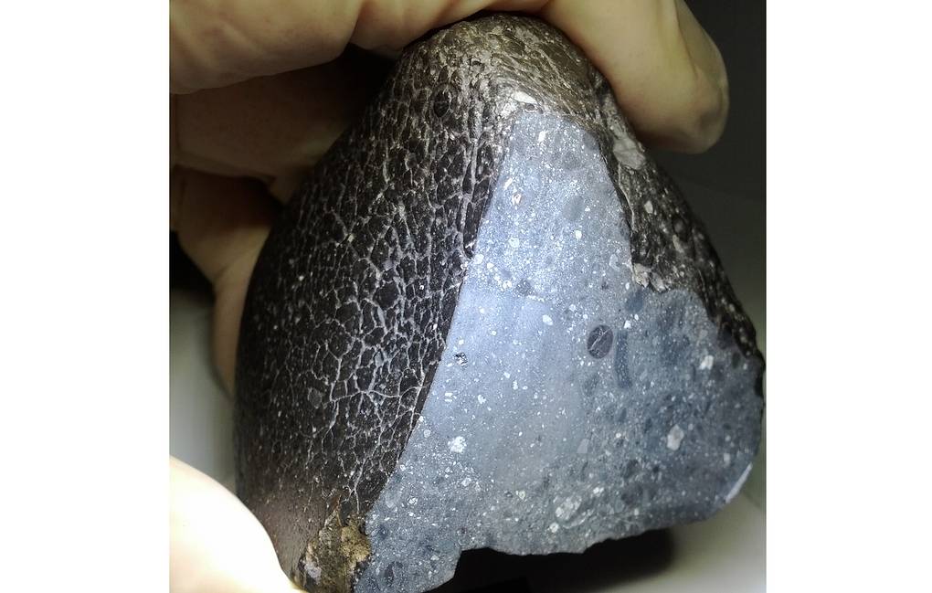 Εντοπίστηκε το σημείο «γέννησης» του μετεωρίτη «Μαύρη Καλλονή» που έπεσε από τον Άρη στη Σαχάρα