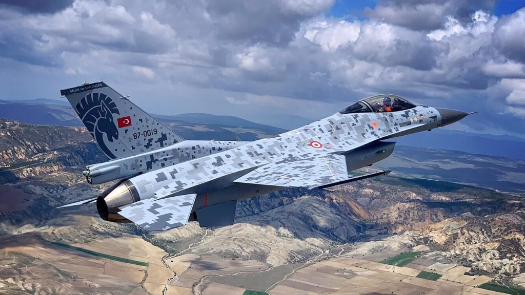 ΗΠΑ: Πέρασε τροπολογία που μπλοκάρει την παράδοση F-16 Viper στην Τουρκία εκτός αν… ο Μπάιντεν πει αλλιώς