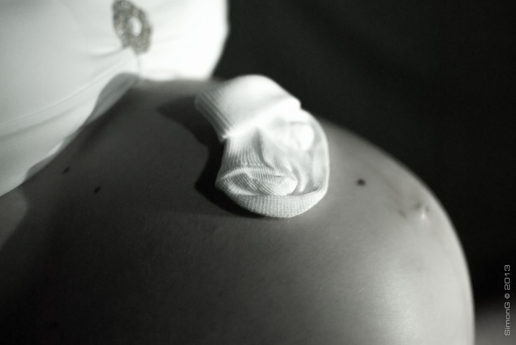 Απίστευτο περιστατικό στην Ισπανία: Έδεσαν γυναίκα για να της κάνουν καισαρική