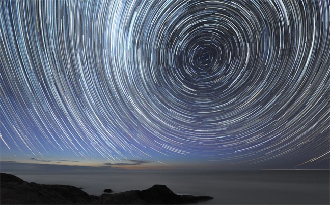«Μαγικές» εικόνες από τις εναλλαγές του έναστρου ουρανού της νότιας Αυστραλίας (φωτο)