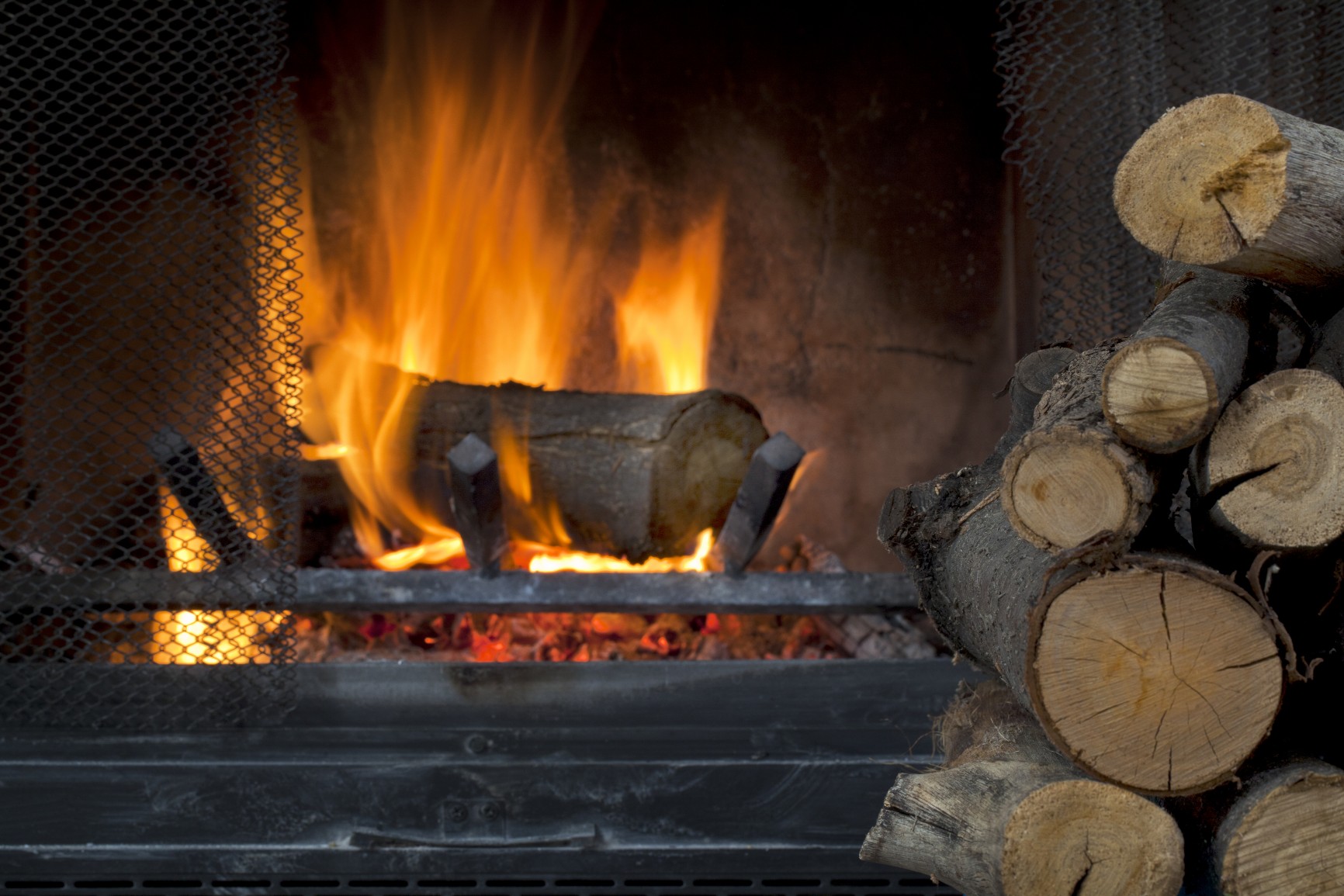 Deutsche Bank: «Μαζέψτε ξύλα για να βγάλετε τον χειμώνα»