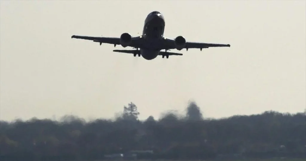 Λονδίνο: «Ξέμειναν» στο αεροδρόμιο Γκάτγουικ οι ταξιδιώτες λόγω προβλήματος παροχής νερού