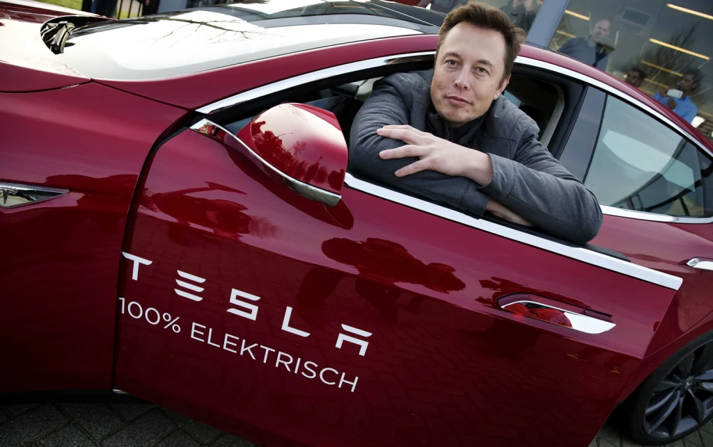Tesla: O Ε.Μασκ υπόσχεται μείωση τιμών στα ηλεκτρικά αυτοκίνητά – Υπό έναν όρο