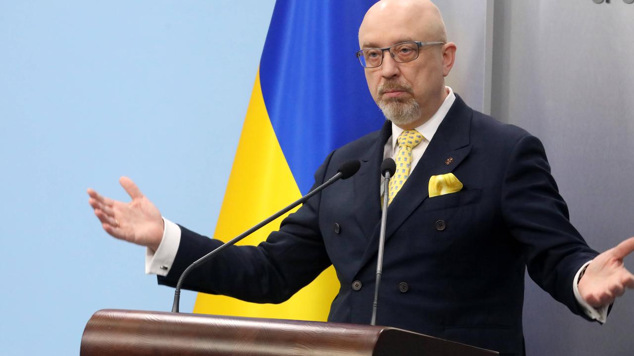 Ουκρανός ΥΠΑΜ: «Παρεξήγηση – Δεν έχουμε 1.000.000 άνδρες για να επιτεθούμε στην Χερσώνα – Δεν μιλάω καλά αγγλικά»