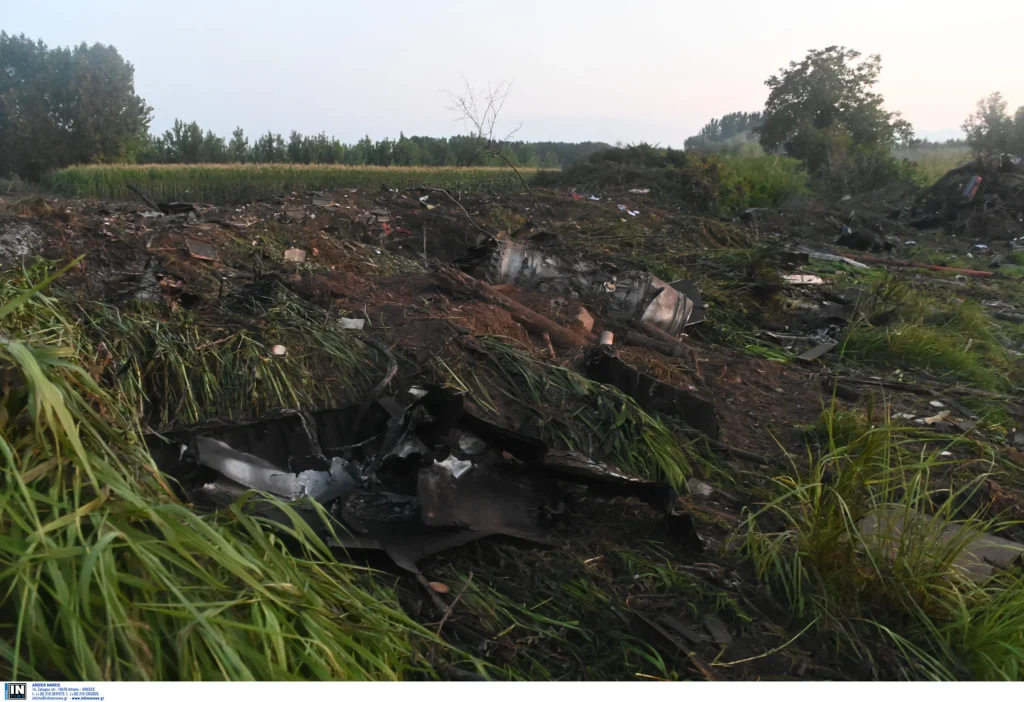 Συντριβή αεροσκάφους στην Καβάλα: Αρχίζει η απομάκρυνση ή εξουδετέρωση των βλημάτων από τους πυροτεχνουργούς