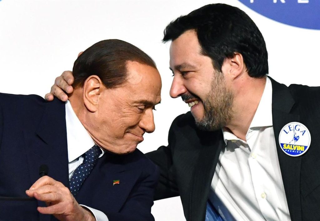 Ιταλία: «Όχι» από Μπερλουσκόνι και Σαλβίνι στη συνέχιση της κυβερνητικής συνεργασίας με τα «Πέντε Αστέρια»